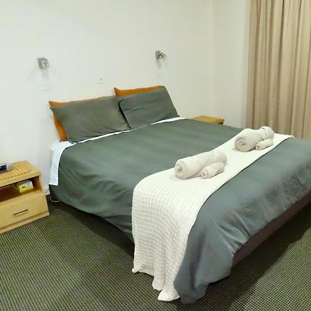 Birubi Holiday Homes Kangaroo Island Emu Bay ภายนอก รูปภาพ